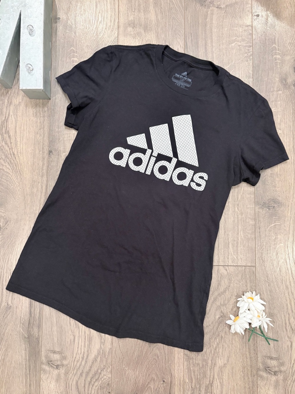 🎀4/$15🎀 Adidas “The Go-To” Tee